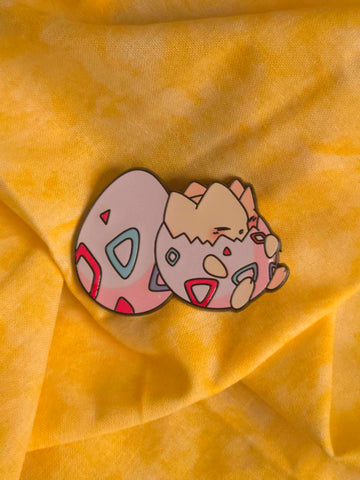 Sleepy Egg Baby Pin