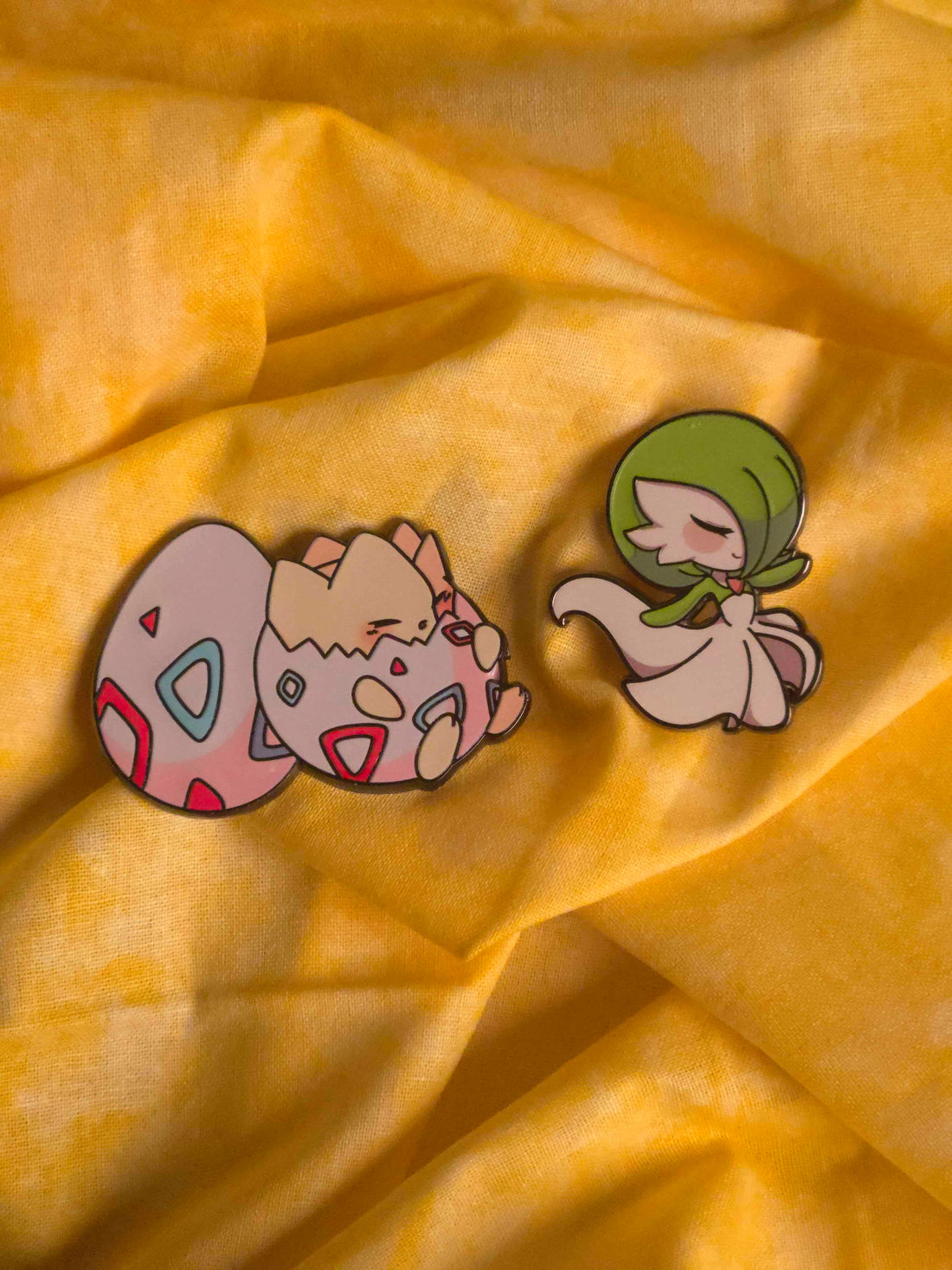 Sleepy Egg Baby Pin